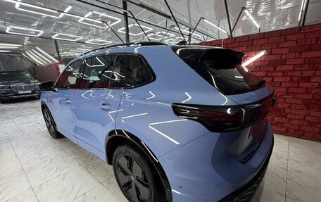 Volkswagen Tiguan, 2024 год, 4 650 000 рублей, 2 фотография