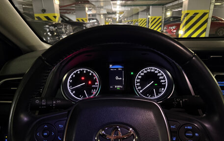 Toyota Camry, 2019 год, 3 200 000 рублей, 12 фотография