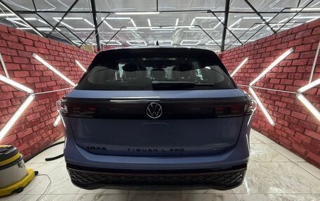 Volkswagen Tiguan, 2024 год, 4 650 000 рублей, 5 фотография