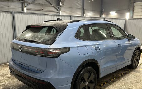 Volkswagen Tiguan, 2024 год, 4 650 000 рублей, 6 фотография