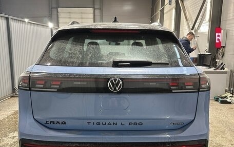 Volkswagen Tiguan, 2024 год, 4 650 000 рублей, 8 фотография