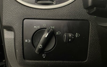 Ford Focus II рестайлинг, 2006 год, 370 000 рублей, 22 фотография