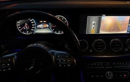 Mercedes-Benz E-Класс, 2020 год, 3 150 000 рублей, 8 фотография