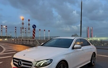 Mercedes-Benz E-Класс, 2020 год, 3 150 000 рублей, 2 фотография