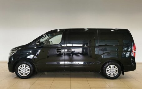 Hyundai H-1 II рестайлинг, 2019 год, 2 795 000 рублей, 5 фотография