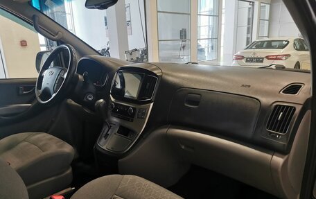 Hyundai H-1 II рестайлинг, 2019 год, 2 795 000 рублей, 12 фотография