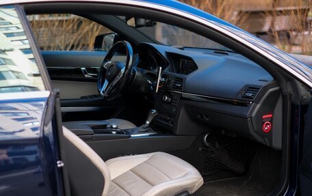 Mercedes-Benz E-Класс, 2012 год, 1 200 000 рублей, 6 фотография