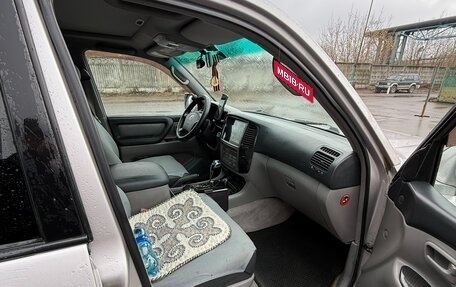 Toyota Land Cruiser 100 рестайлинг 2, 2004 год, 2 100 000 рублей, 4 фотография