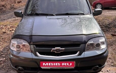 Chevrolet Niva I рестайлинг, 2011 год, 550 000 рублей, 1 фотография