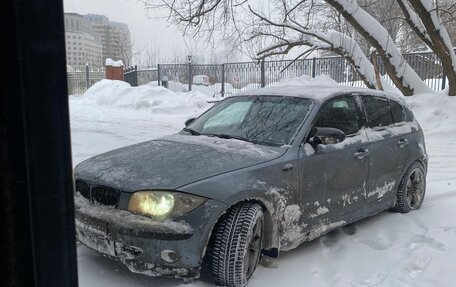 BMW 1 серия, 2006 год, 650 000 рублей, 5 фотография