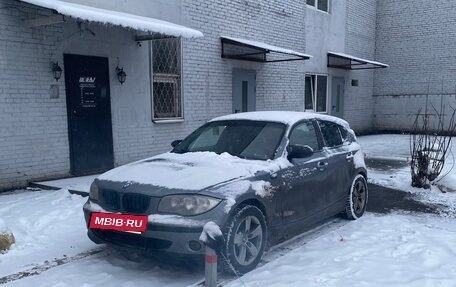 BMW 1 серия, 2006 год, 650 000 рублей, 10 фотография