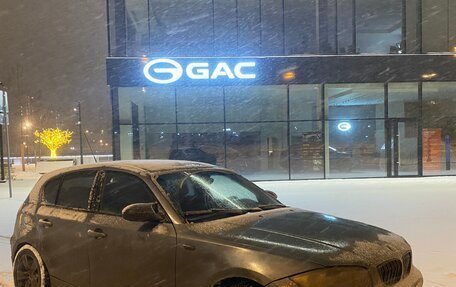 BMW 1 серия, 2006 год, 650 000 рублей, 15 фотография