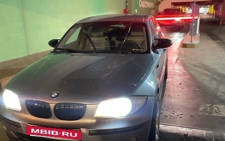 BMW 1 серия, 2006 год, 650 000 рублей, 18 фотография