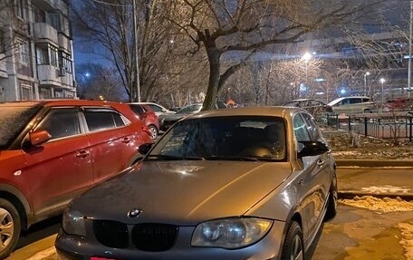 BMW 1 серия, 2006 год, 650 000 рублей, 19 фотография