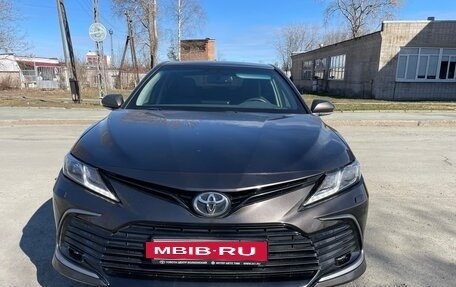 Toyota Camry, 2021 год, 4 070 000 рублей, 2 фотография