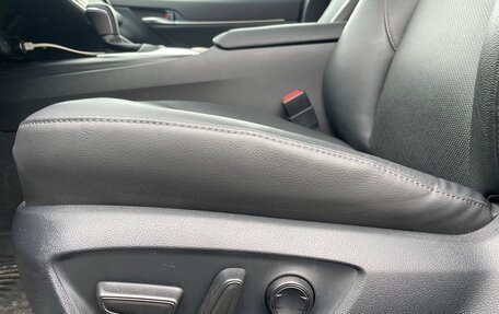 Toyota Camry, 2021 год, 4 070 000 рублей, 9 фотография