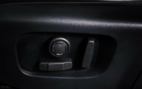 Land Rover Discovery Sport I рестайлинг, 2019 год, 3 380 000 рублей, 19 фотография