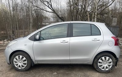 Toyota Yaris III рестайлинг, 2008 год, 590 000 рублей, 1 фотография