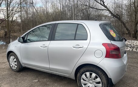 Toyota Yaris III рестайлинг, 2008 год, 590 000 рублей, 7 фотография