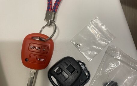 Toyota Yaris III рестайлинг, 2008 год, 590 000 рублей, 21 фотография