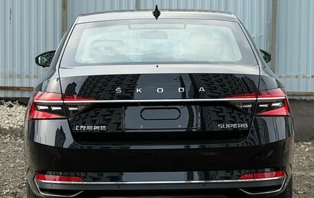 Skoda Superb III рестайлинг, 2025 год, 2 950 000 рублей, 5 фотография