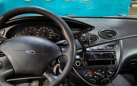 Ford Focus IV, 2001 год, 240 000 рублей, 12 фотография