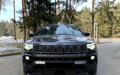 Jeep Compass II, 2021 год, 2 200 000 рублей, 4 фотография