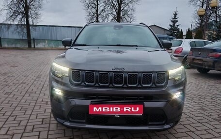 Jeep Compass II, 2021 год, 2 200 000 рублей, 34 фотография