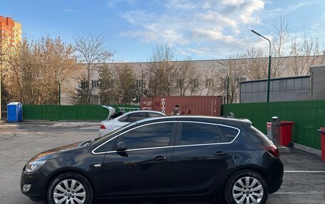 Opel Astra J, 2011 год, 680 000 рублей, 13 фотография