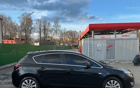 Opel Astra J, 2011 год, 680 000 рублей, 17 фотография