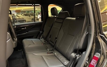 Lexus LX, 2026 год, 17 990 000 рублей, 17 фотография