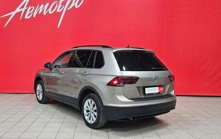 Volkswagen Tiguan II, 2019 год, 2 100 000 рублей, 3 фотография