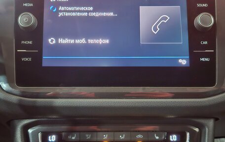 Volkswagen Tiguan II, 2019 год, 2 100 000 рублей, 14 фотография