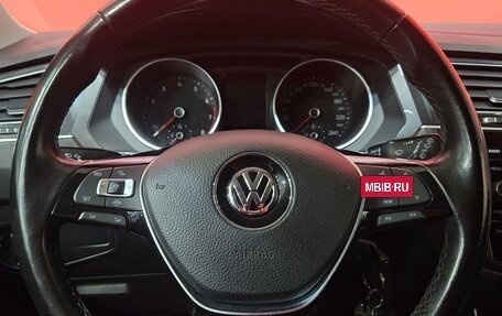 Volkswagen Tiguan II, 2019 год, 2 100 000 рублей, 11 фотография