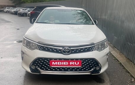 Toyota Camry, 2014 год, 1 700 000 рублей, 3 фотография