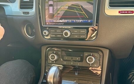 Volkswagen Touareg III, 2017 год, 3 250 000 рублей, 13 фотография