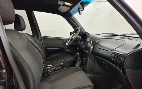 Chevrolet Niva I рестайлинг, 2019 год, 820 000 рублей, 10 фотография