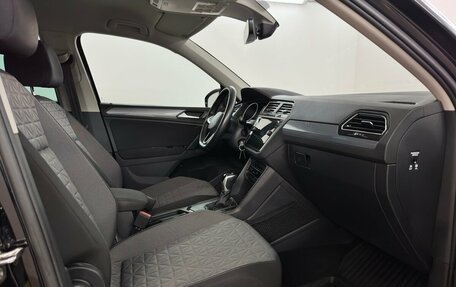 Volkswagen Tiguan II, 2021 год, 2 920 000 рублей, 12 фотография