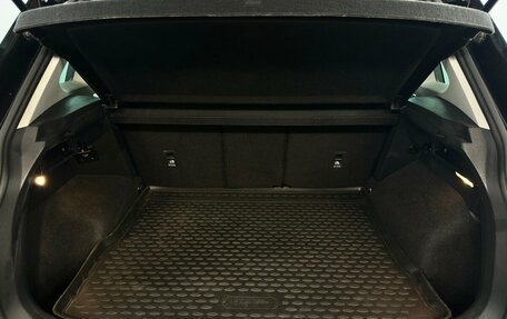 Volkswagen Tiguan II, 2021 год, 2 920 000 рублей, 14 фотография