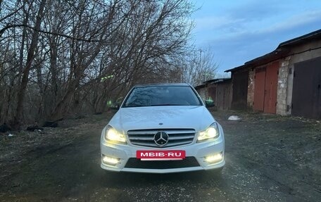 Mercedes-Benz C-Класс, 2013 год, 1 350 000 рублей, 31 фотография
