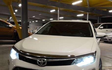 Toyota Camry, 2017 год, 1 930 000 рублей, 1 фотография