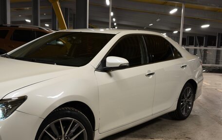 Toyota Camry, 2017 год, 1 930 000 рублей, 3 фотография