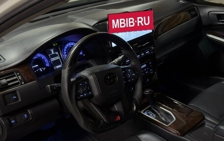 Toyota Camry, 2017 год, 1 930 000 рублей, 7 фотография