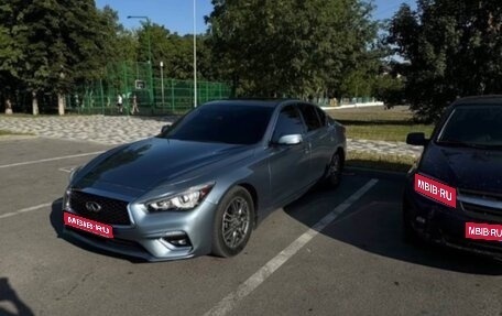 Infiniti Q50 I рестайлинг, 2018 год, 2 600 000 рублей, 1 фотография