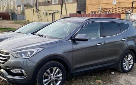 Hyundai Santa Fe III рестайлинг, 2016 год, 1 950 000 рублей, 1 фотография