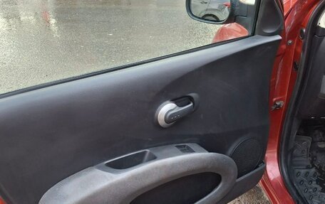 Nissan Micra III, 2006 год, 385 000 рублей, 8 фотография