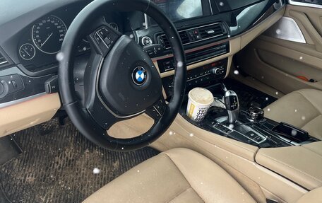 BMW 5 серия, 2012 год, 1 600 000 рублей, 3 фотография