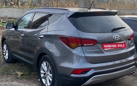 Hyundai Santa Fe III рестайлинг, 2016 год, 1 950 000 рублей, 2 фотография
