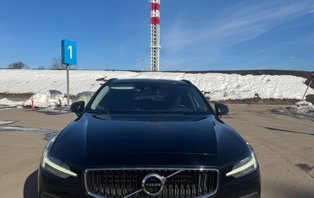 Volvo V60 II, 2018 год, 2 350 000 рублей, 2 фотография