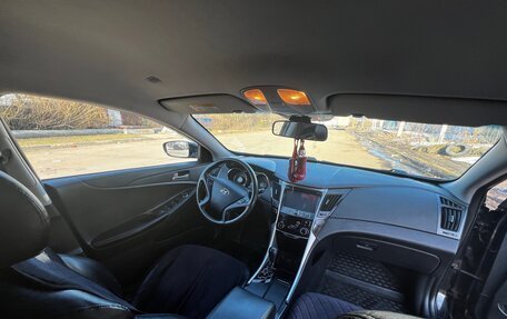 Hyundai Sonata VI, 2011 год, 1 300 000 рублей, 5 фотография